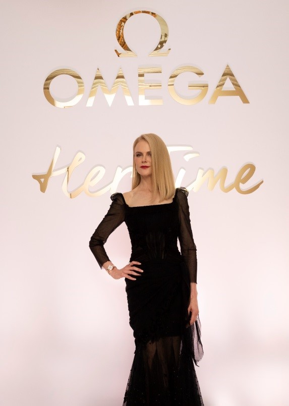 Η Nicole Kidman εγκαινιάζει την Έκθεση «Her Time» της OMEGA στην Αγία Πετρούπολη