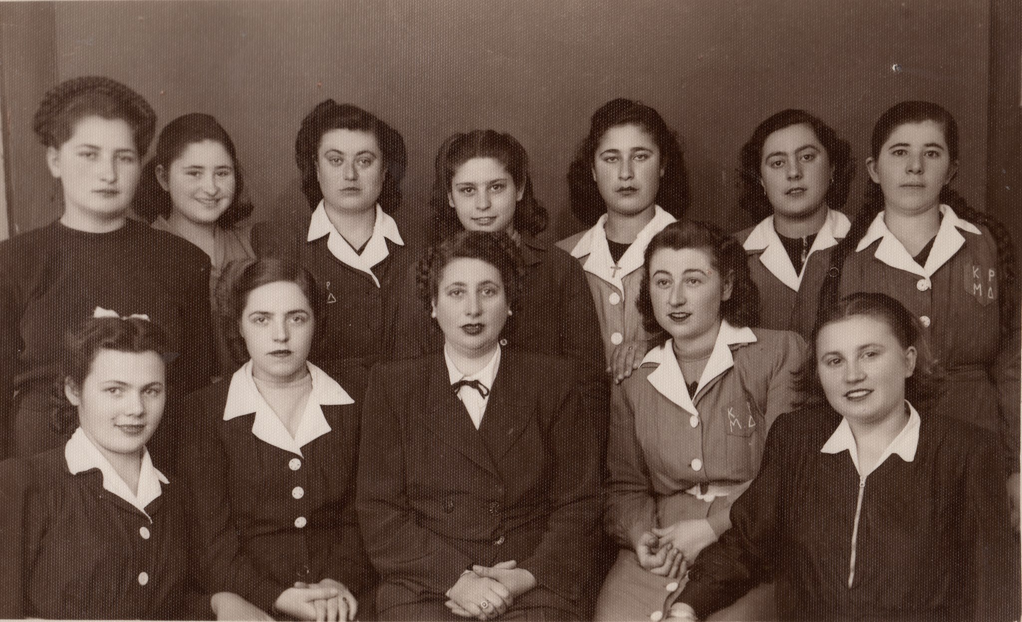 Η Μαρία Διαμάντη αναβιώνει το ιστορικό ατελιέ   σχολή μόδας της γιαγιάς της από το 1930